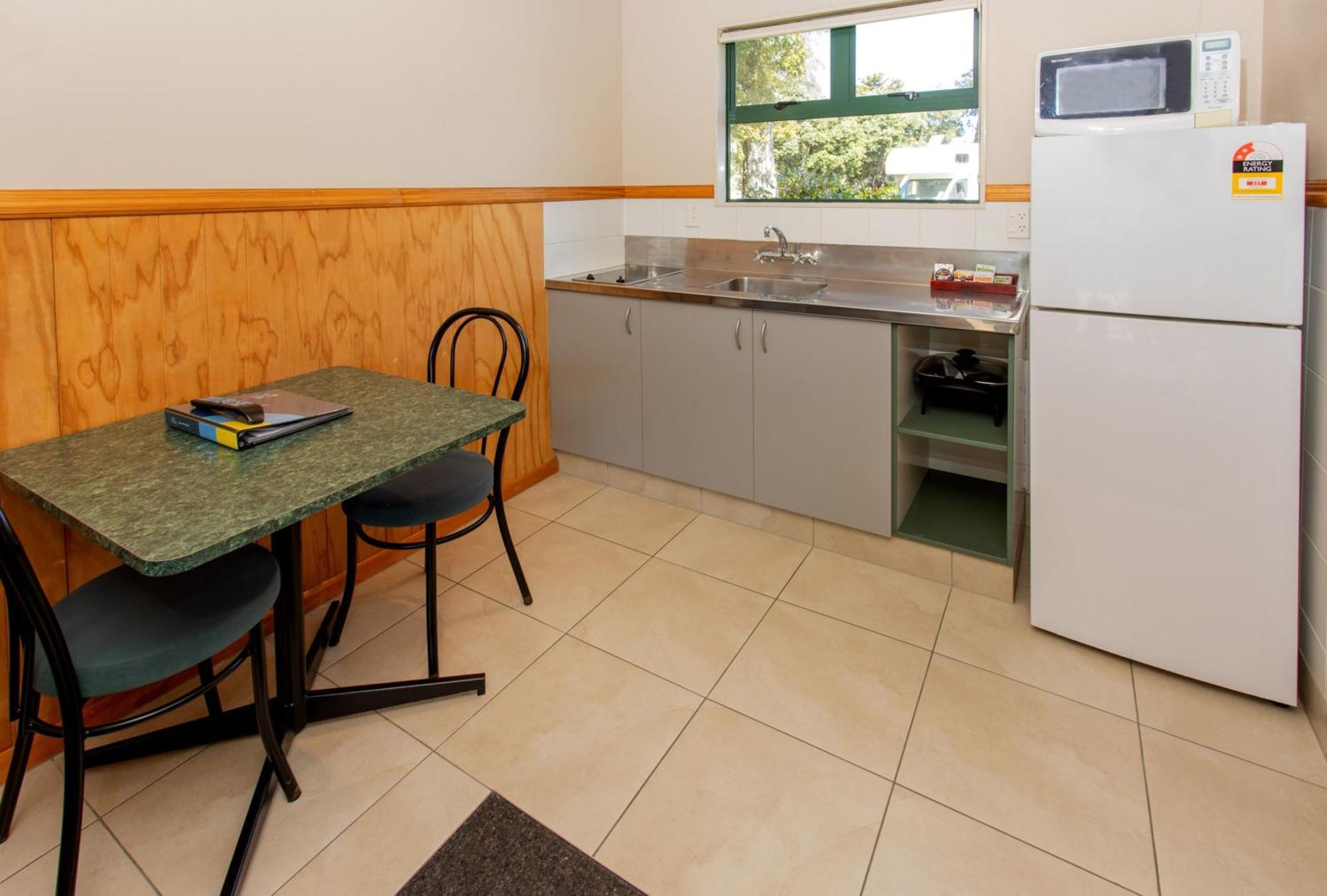 Motueka Top 10 Holiday Park Номер фото