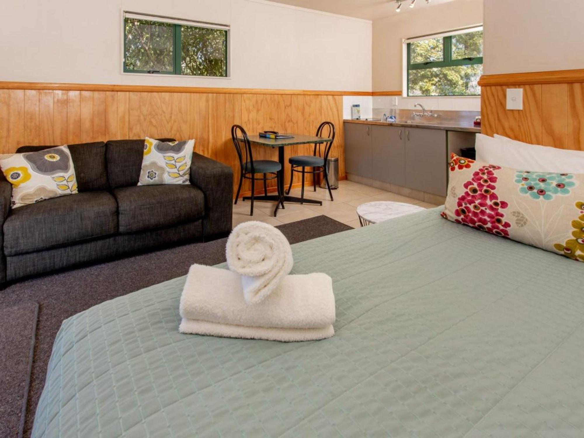 Motueka Top 10 Holiday Park Номер фото