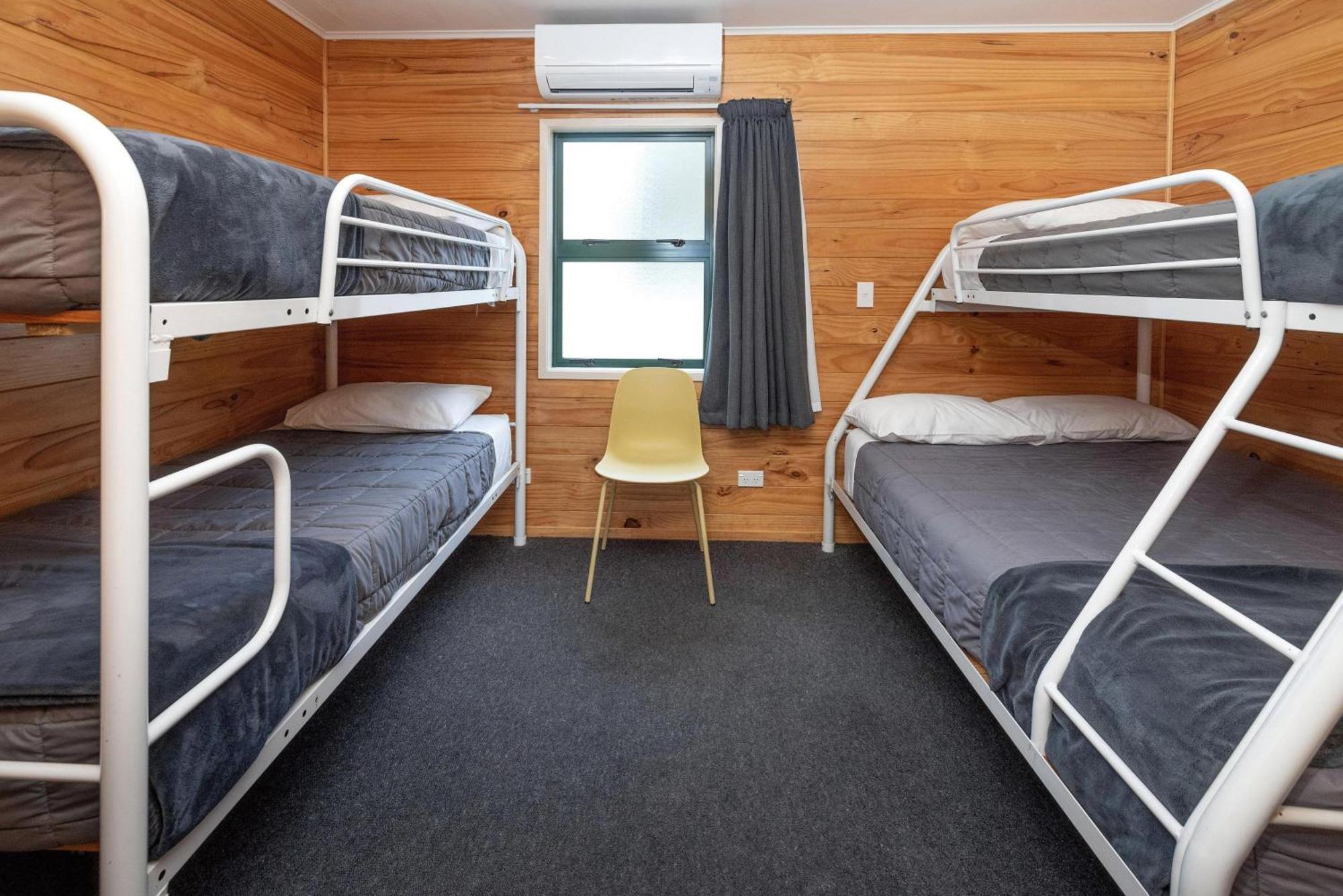 Motueka Top 10 Holiday Park Екстер'єр фото