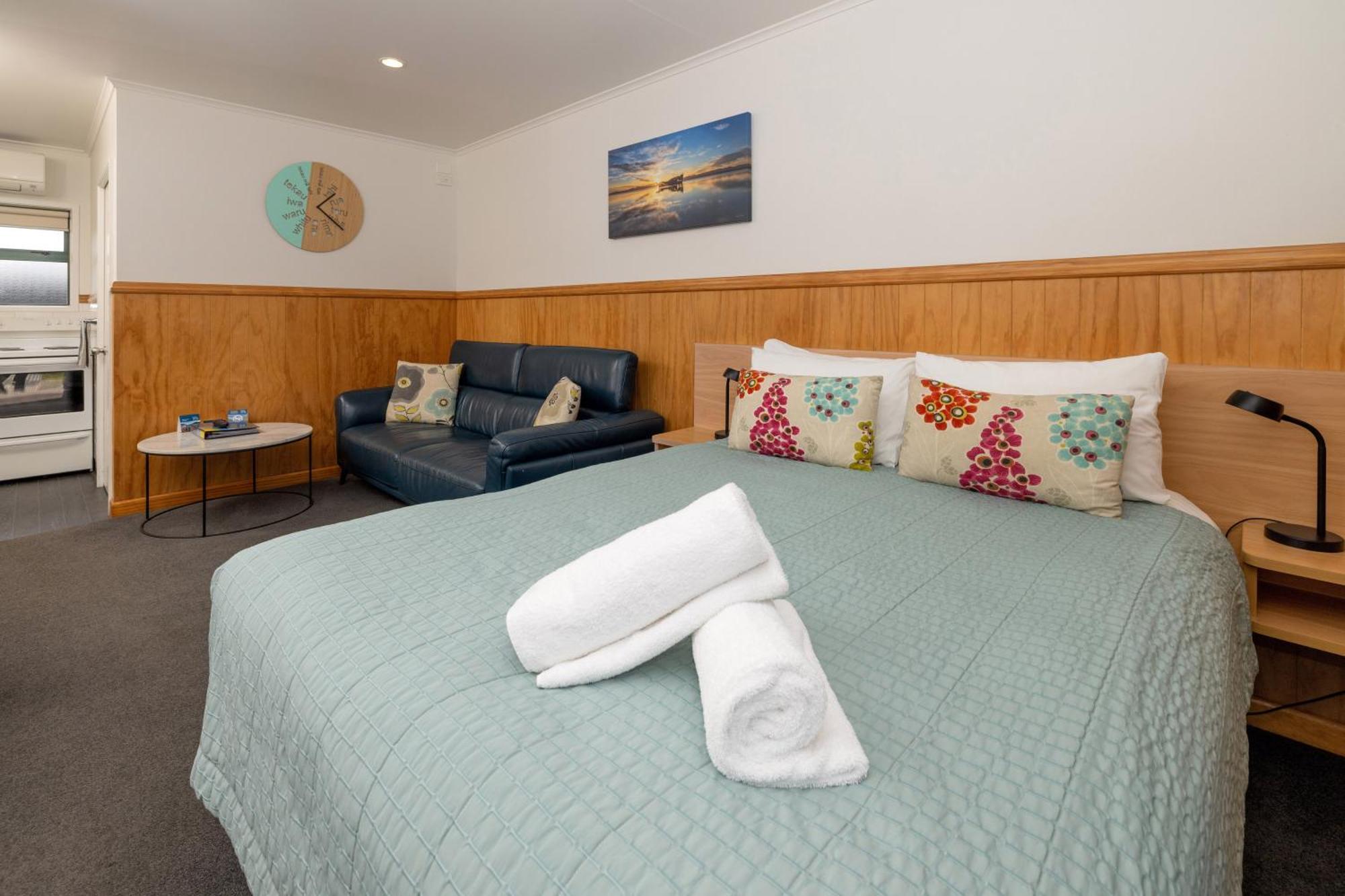 Motueka Top 10 Holiday Park Екстер'єр фото