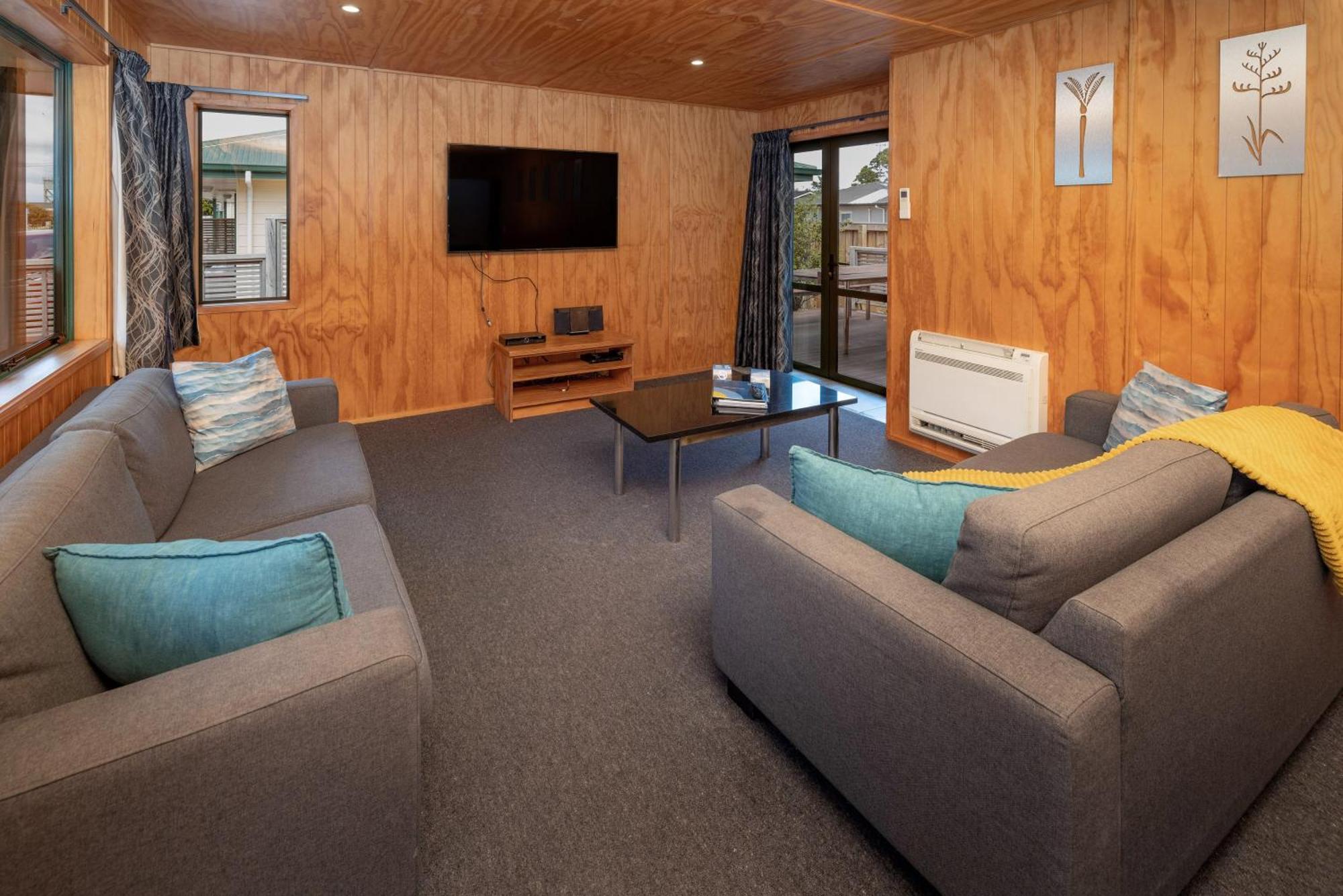Motueka Top 10 Holiday Park Екстер'єр фото