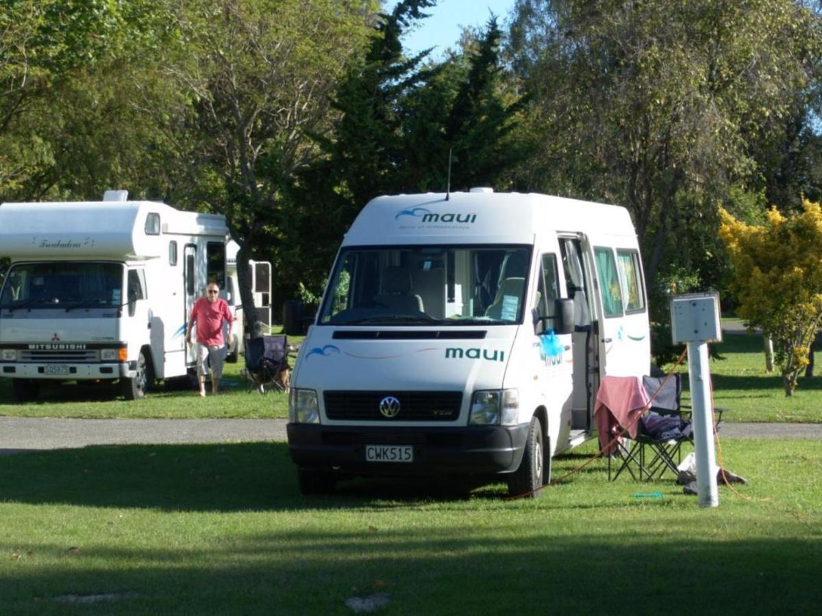 Motueka Top 10 Holiday Park Екстер'єр фото