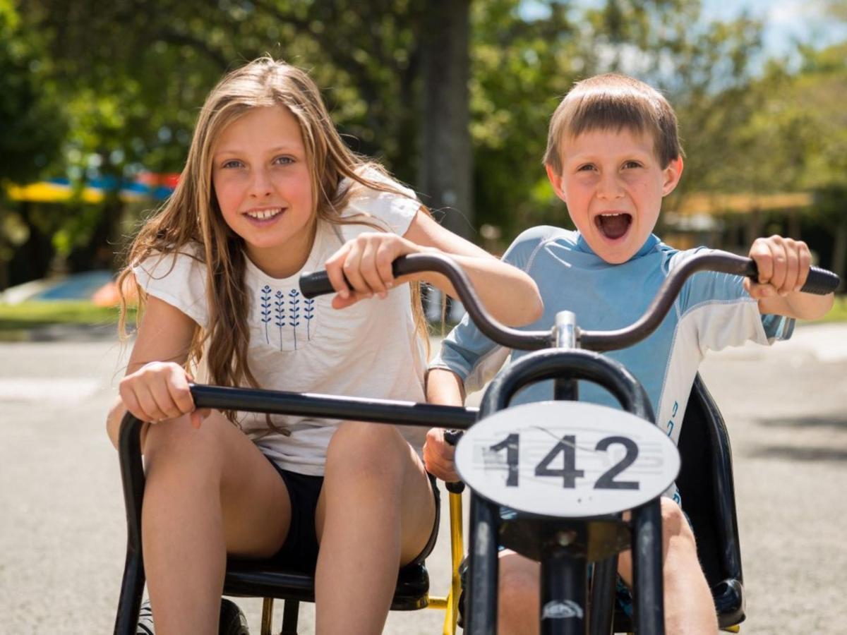 Motueka Top 10 Holiday Park Екстер'єр фото